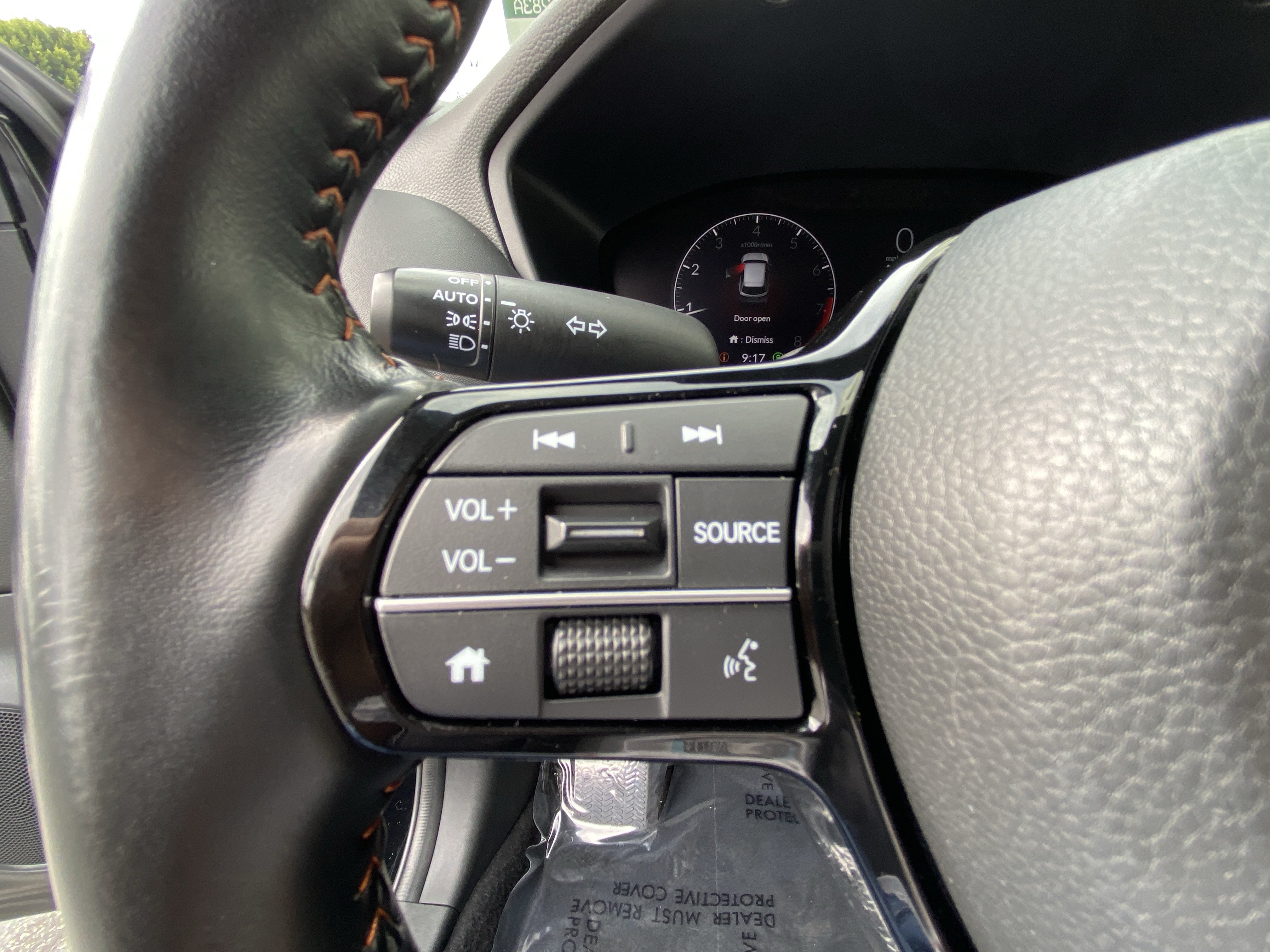Used 2025 Honda HR-V Sport image 25