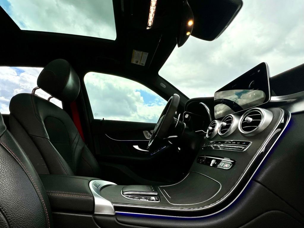 Used 2022 Mercedes-Benz GLC 43 AMG 4MATIC image 17