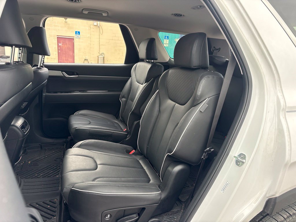 Used 2025 Hyundai Palisade SEL FWD image 13