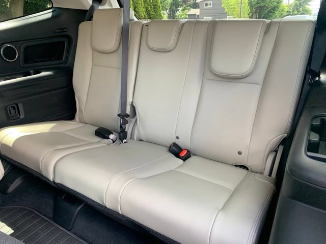 Used 2022 Subaru Ascent Limited w/ Technology Package AWD/4WD image 19
