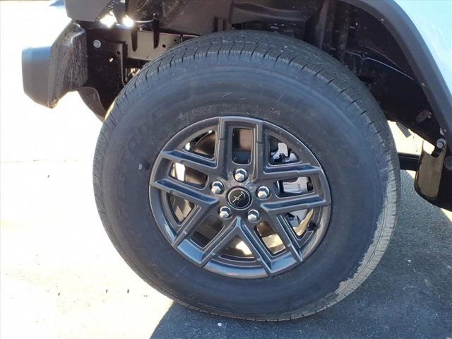 New 2026 Jeep Gladiator Sport image 20