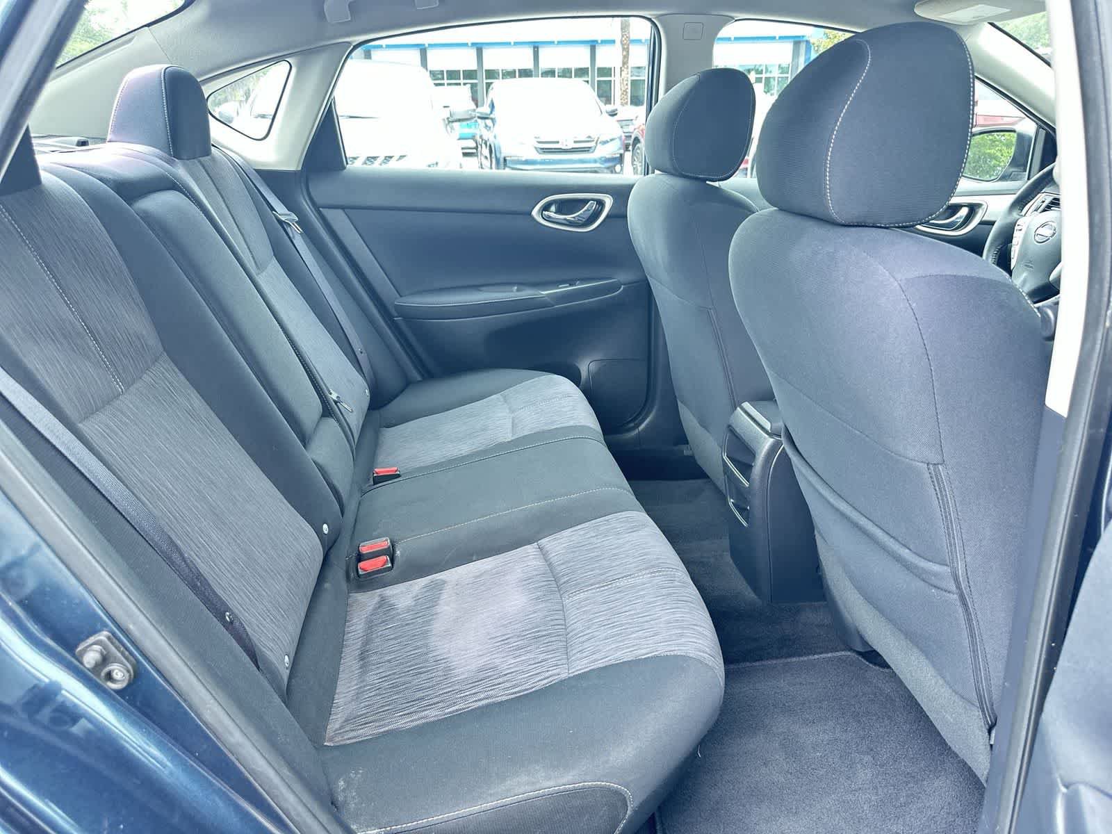 Used 2015 Nissan Sentra SV FWD image 16
