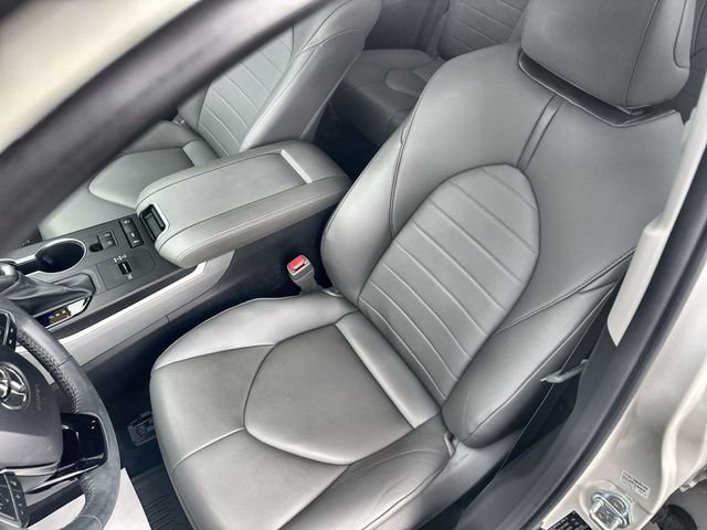 Used 2021 Toyota Highlander XLE FWD image 20