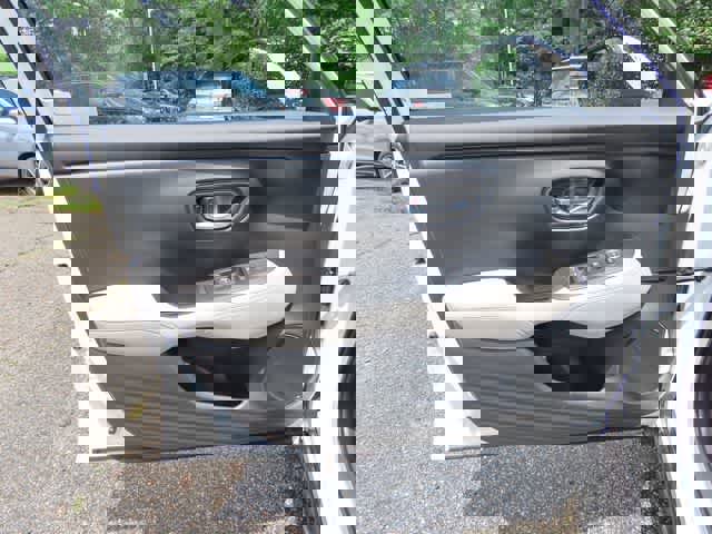 New 2026 Honda HR-V EX-L image 15