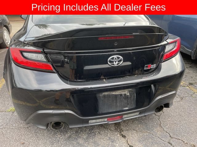 Used 2025 Toyota GR86 Premium RWD image 4