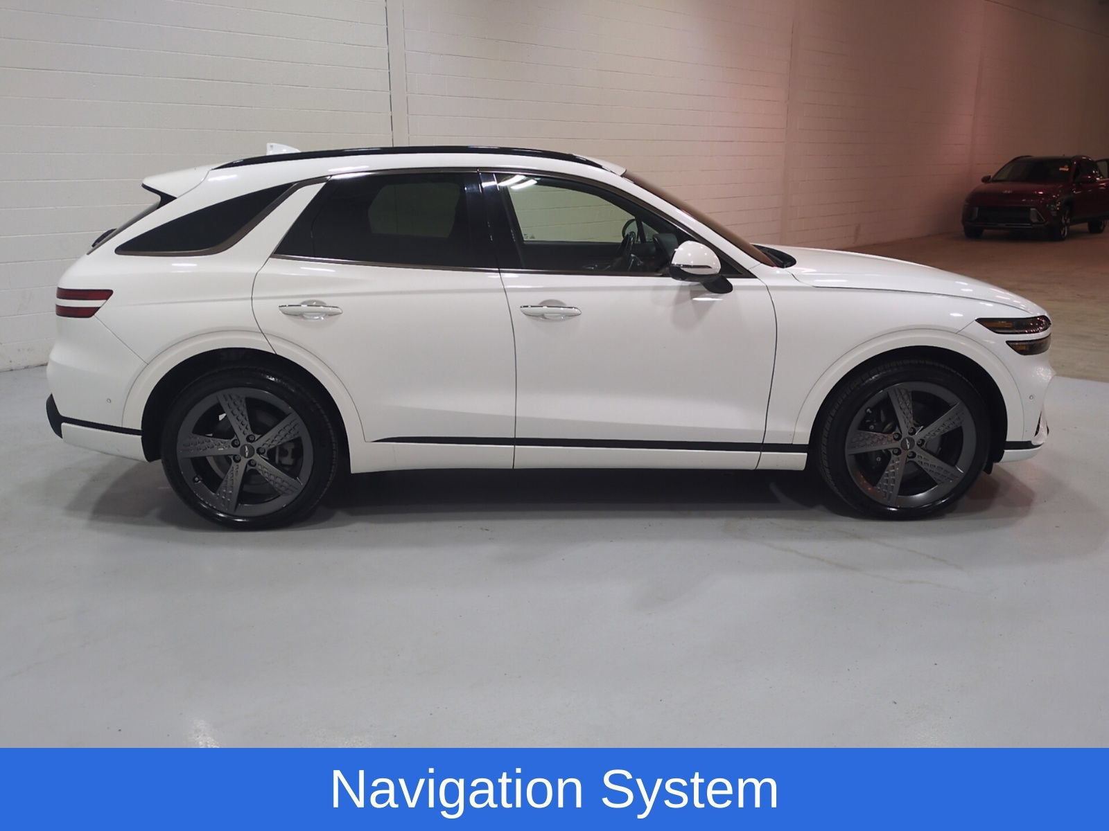 Used 2022 Genesis GV70 3.5T Sport w/ Sport Prestige Package AWD/4WD image 2