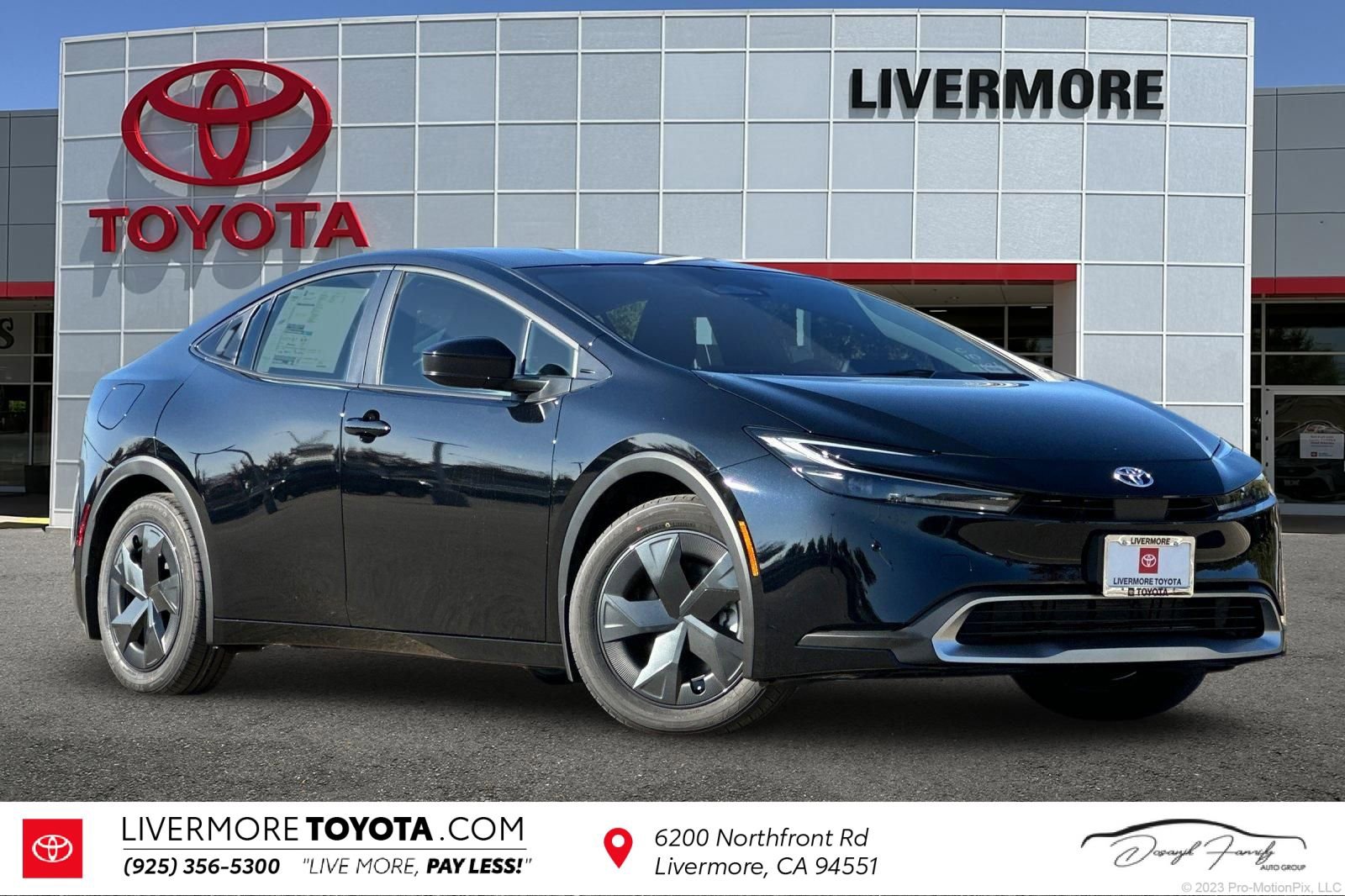 New 2026 Toyota Prius Plug-In Hybrid FWD image 1