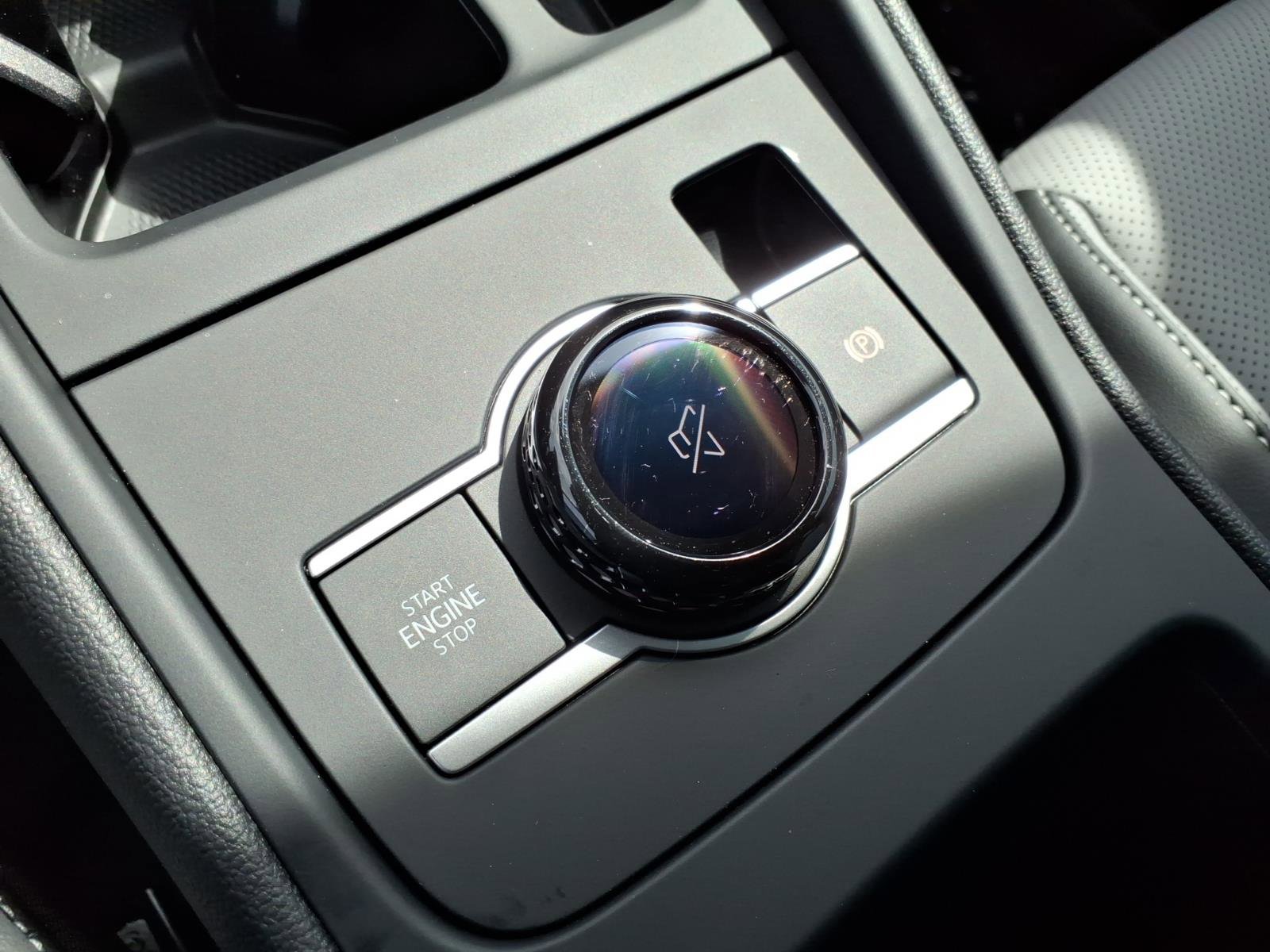 New 2026 Volkswagen Tiguan SE image 17