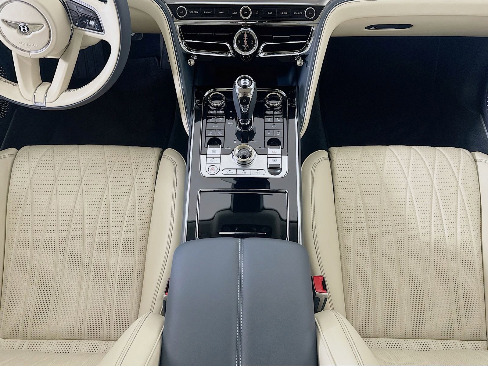 Used 2022 Bentley Flying Spur W12 image 24