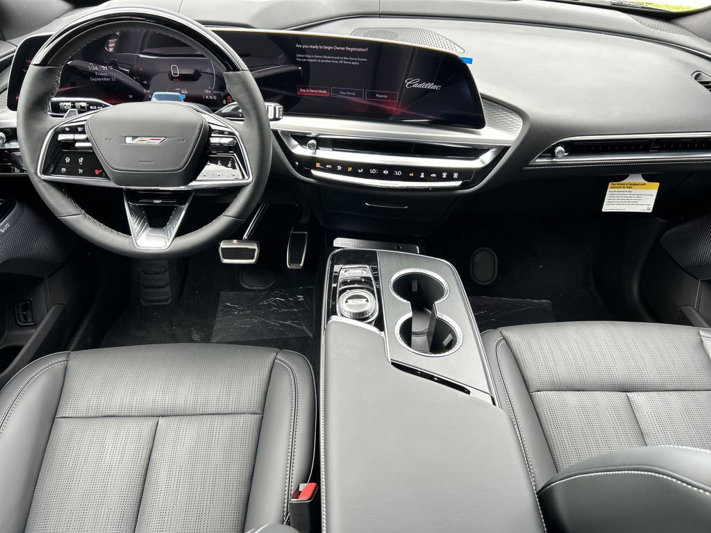 New 2026 Cadillac Lyriq V image 13