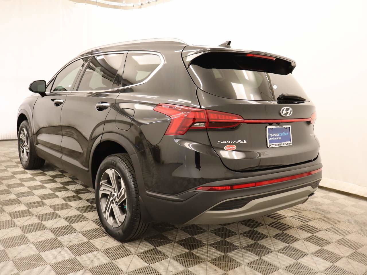 Used 2023 Hyundai Santa Fe SEL w/ Cargo Package image 4