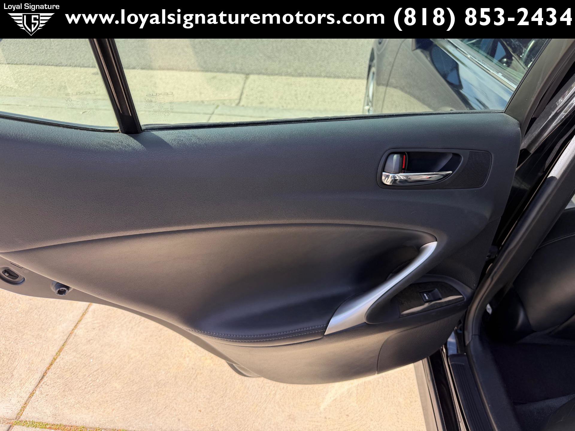 Used 2012 Lexus IS 250 w/ Premium Pkg Value Edition RWD image 13