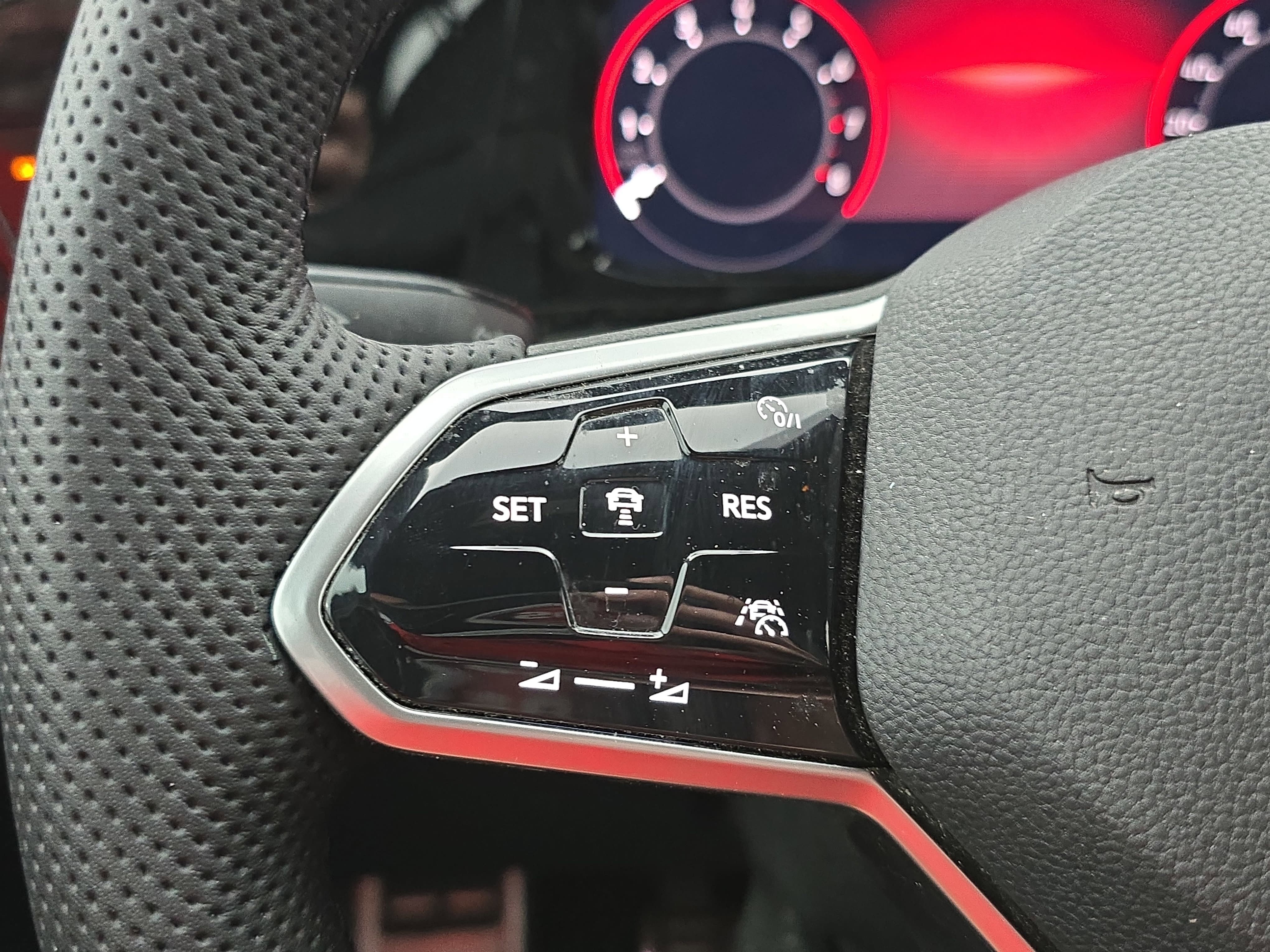 Used 2022 Volkswagen GTI S FWD image 16