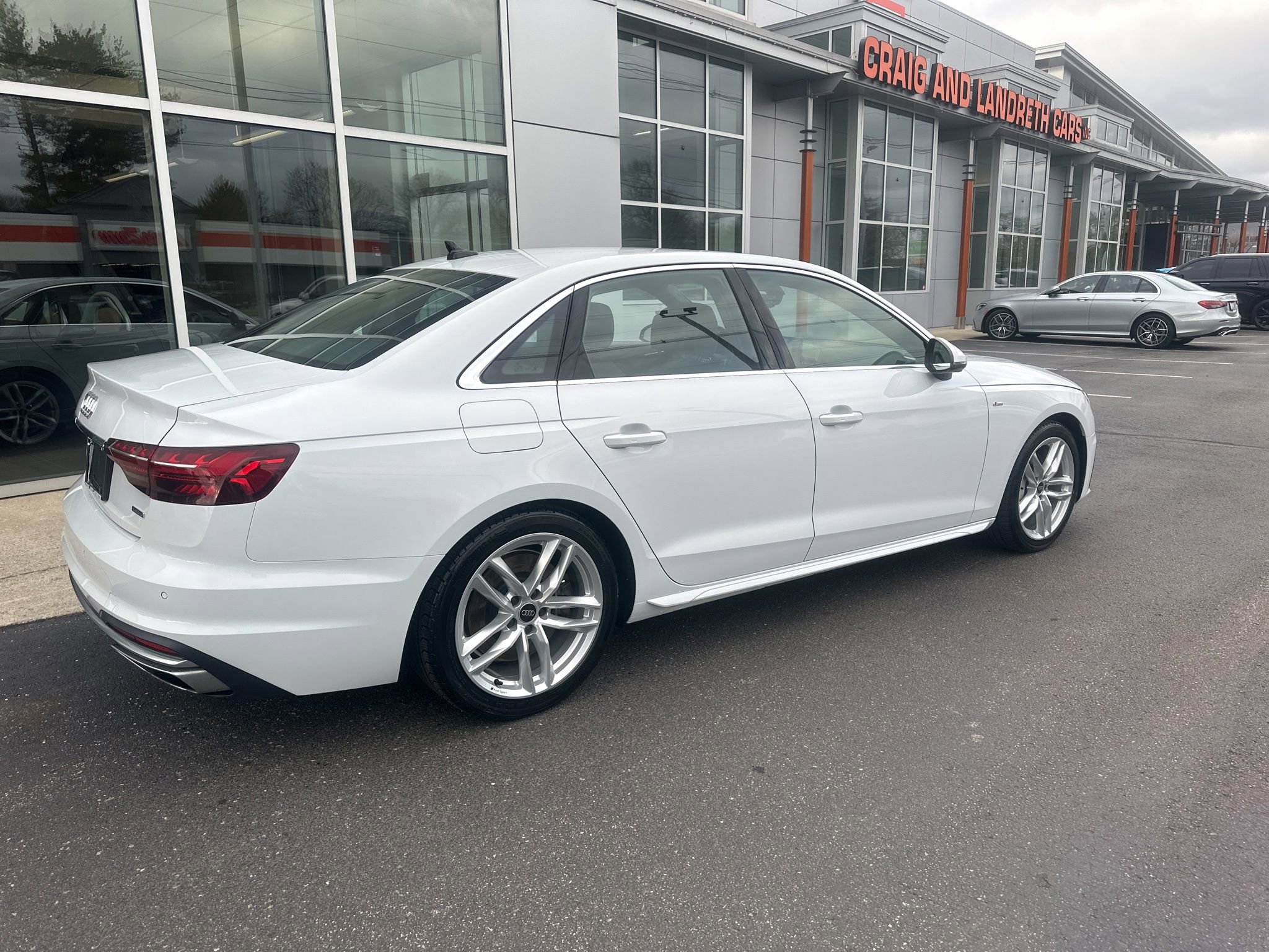 Used 2024 Audi A4 2.0T Premium Plus AWD/4WD image 3