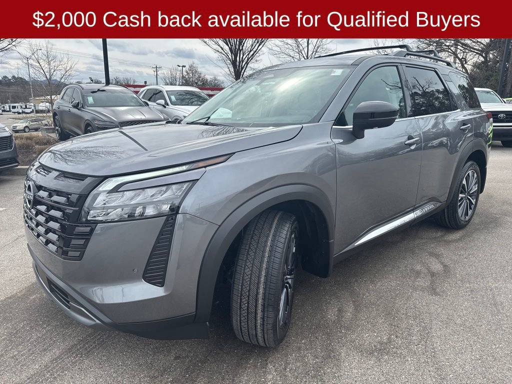 New 2026 Nissan Pathfinder Platinum image 3