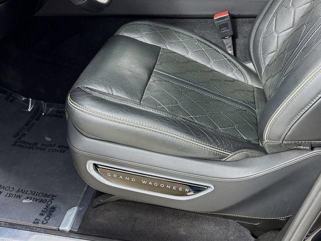 Used 2023 Jeep Grand Wagoneer L Series III w/ Rear Seat Video Group 1 AWD/4WD image 20