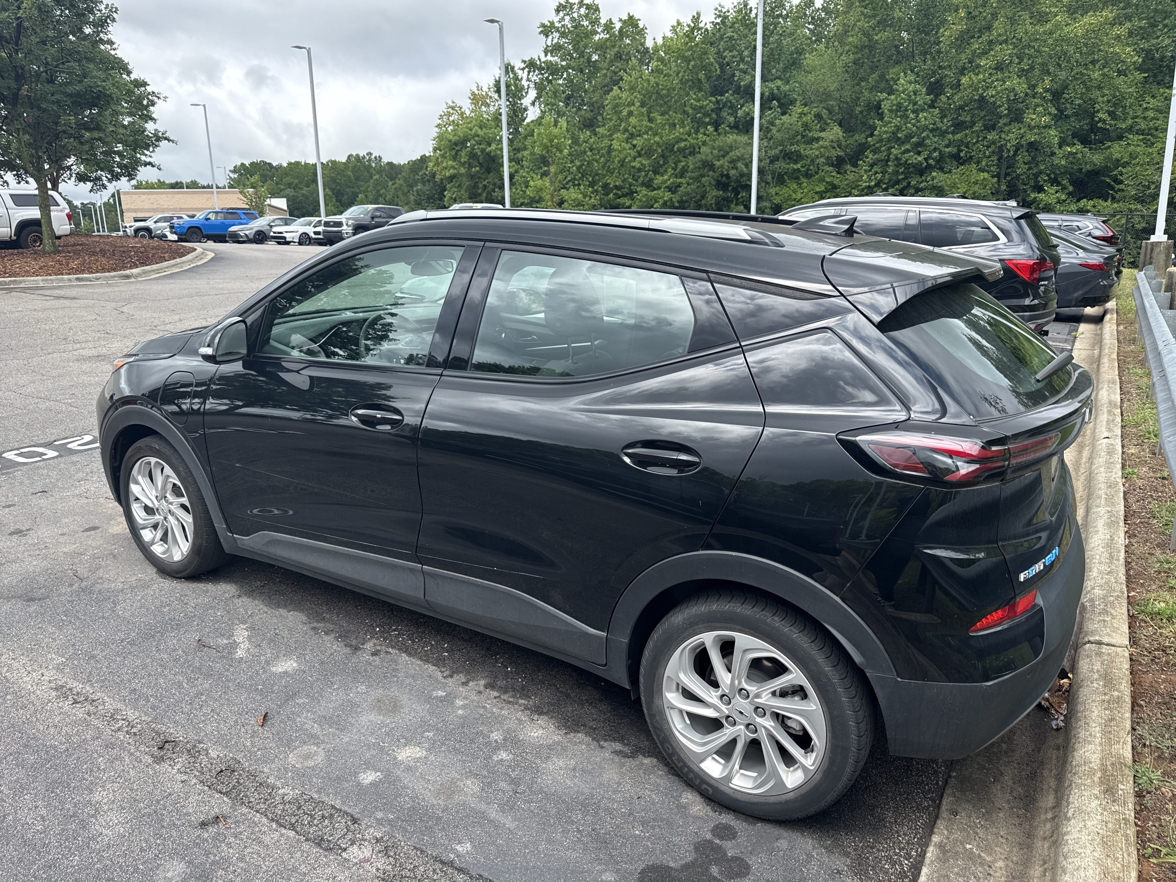 Used 2023 Chevrolet Bolt EUV LT w/ Driver Confidence Package FWD image 11