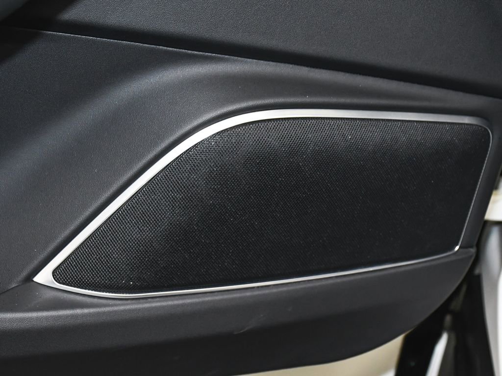 Used 2024 Maserati Levante GT Ultima AWD/4WD image 12