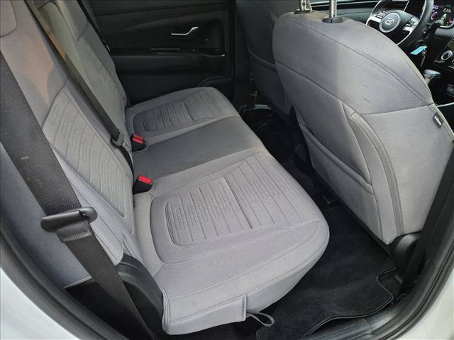 Used 2023 Hyundai Santa Cruz SE AWD/4WD image 18