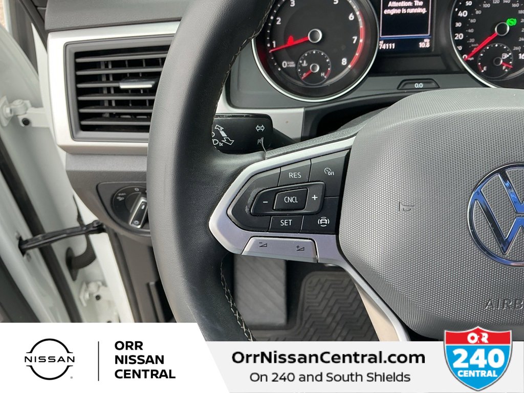 Used 2021 Volkswagen Atlas Cross Sport SE image 19