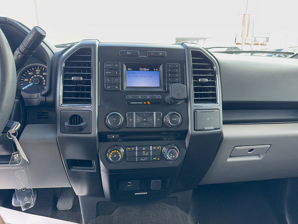 Certified 2018 Ford F150 XLT RWD image 23