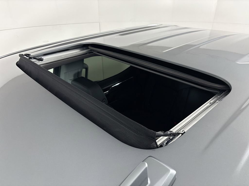 New 2026 GMC Sierra 1500 SLT w/ SLT Premium Plus Package image 22