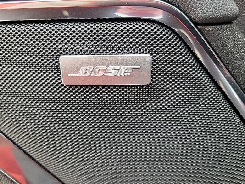 Used 2026 GMC Sierra 1500 SLT image 16