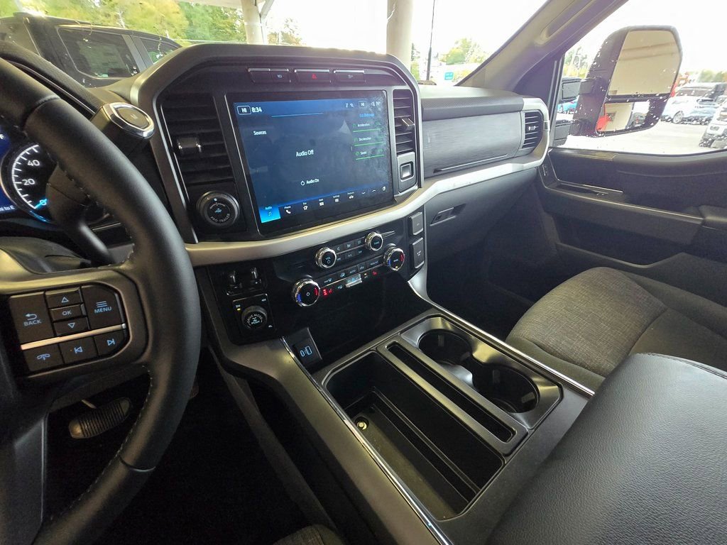 Used 2022 Ford F150 XLT w/ Equipment Group 302A High image 17