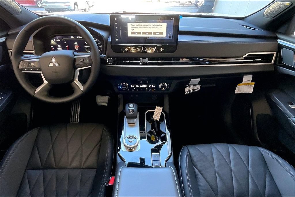 New 2026 Mitsubishi Outlander SEL Black Edition FWD image 5