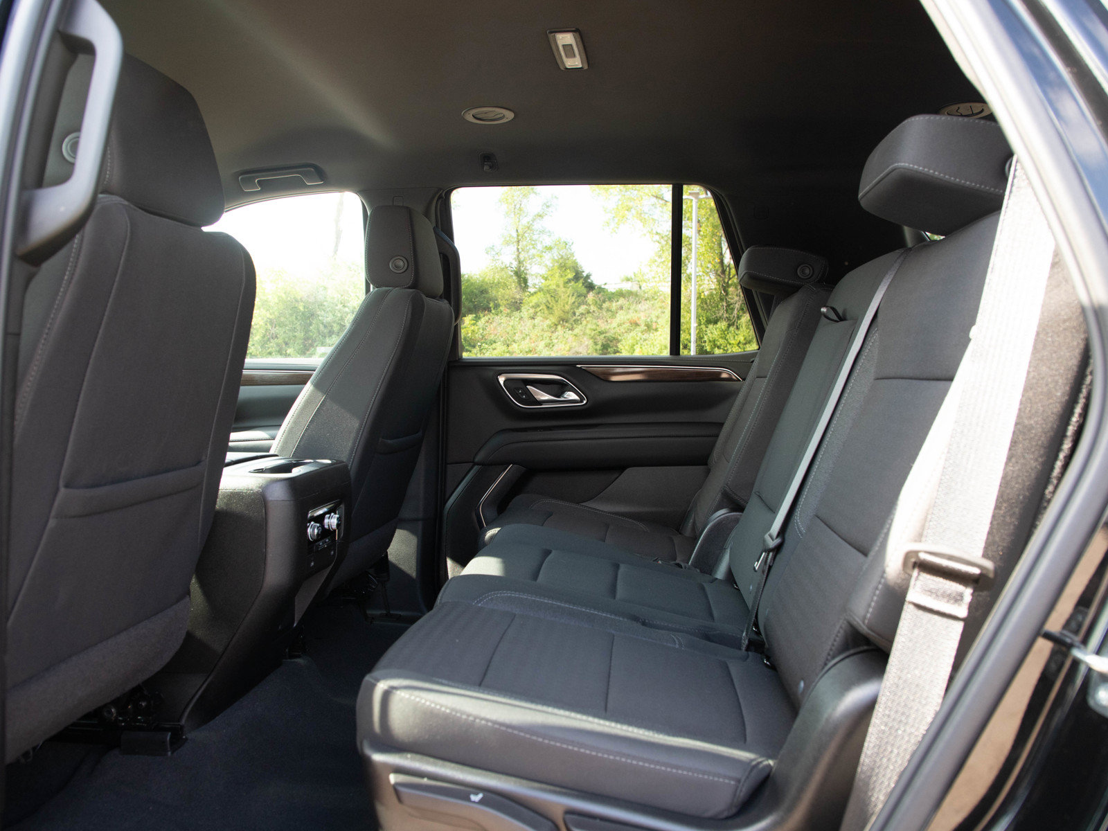 Used 2024 GMC Yukon SLE w/ Max Trailering Package AWD/4WD image 15