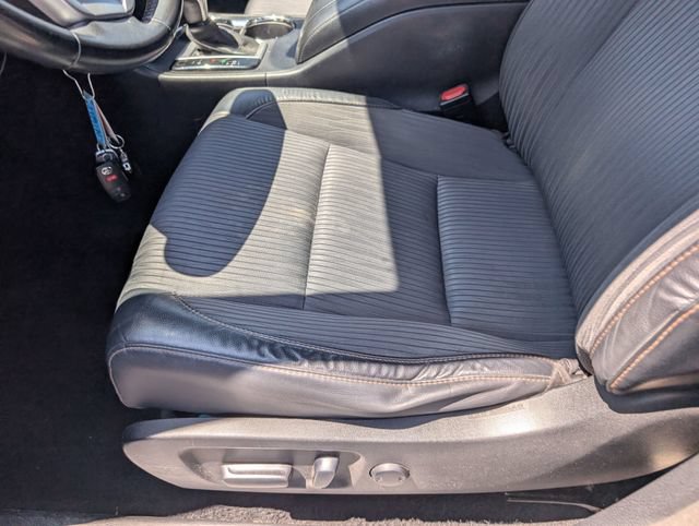 Used 2015 Toyota Highlander Plus AWD/4WD image 21