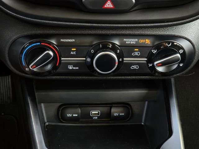 Used 2022 Kia Soul LX image 16