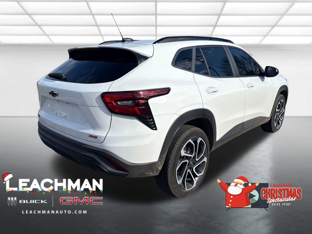 Certified 2025 Chevrolet Trax RS w/ Sunroof Package image 3