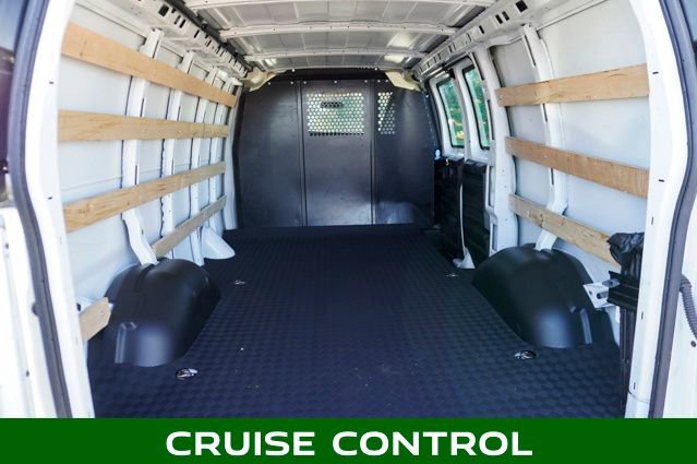 Used 2024 GMC Savana 2500 w/ Driver Convenience Package image 6