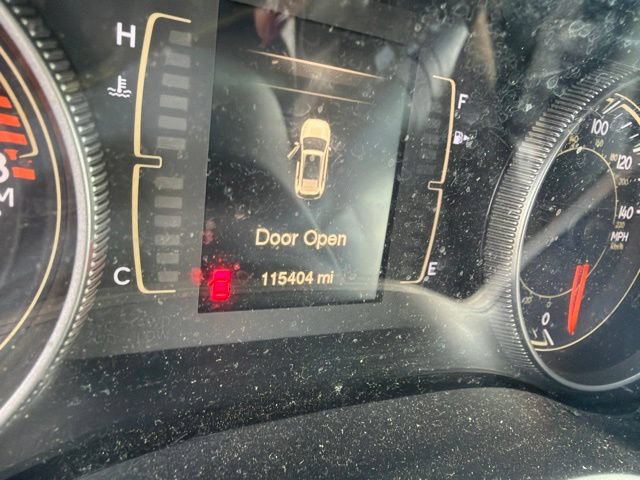 Used 2016 Jeep Cherokee Latitude w/ Cold Weather Group FWD image 5
