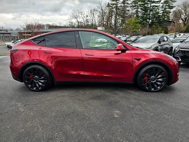 Used 2024 Tesla Model Y Performance image 8