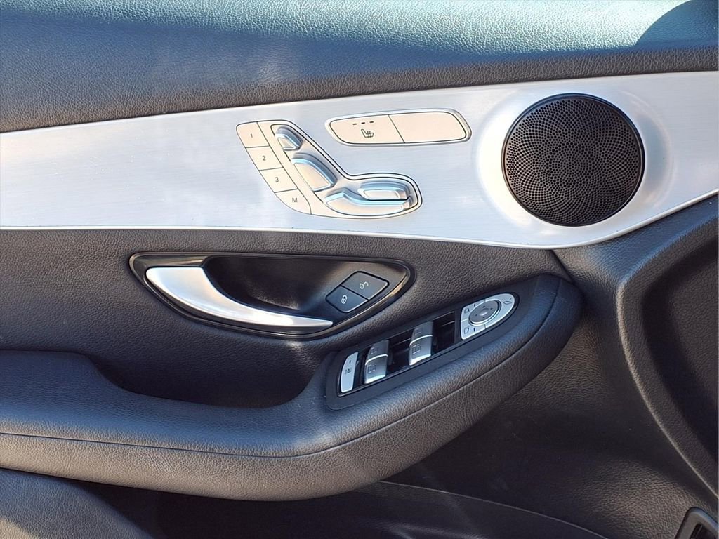 Used 2021 Mercedes-Benz GLC 300 image 16