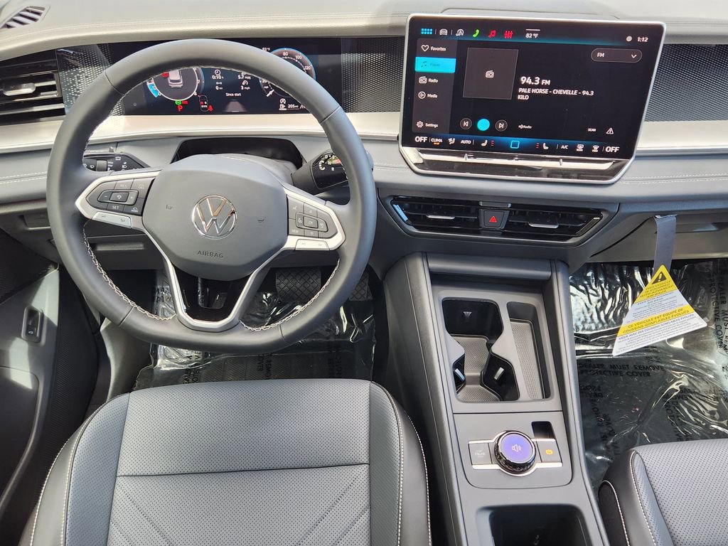 New 2026 Volkswagen Tiguan SE AWD/4WD image 3
