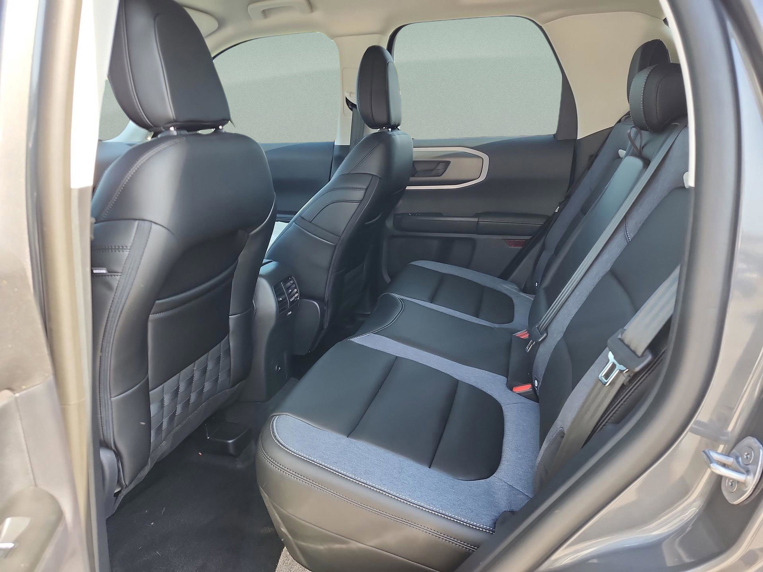 New 2025 Ford Bronco Sport Outer Banks image 16