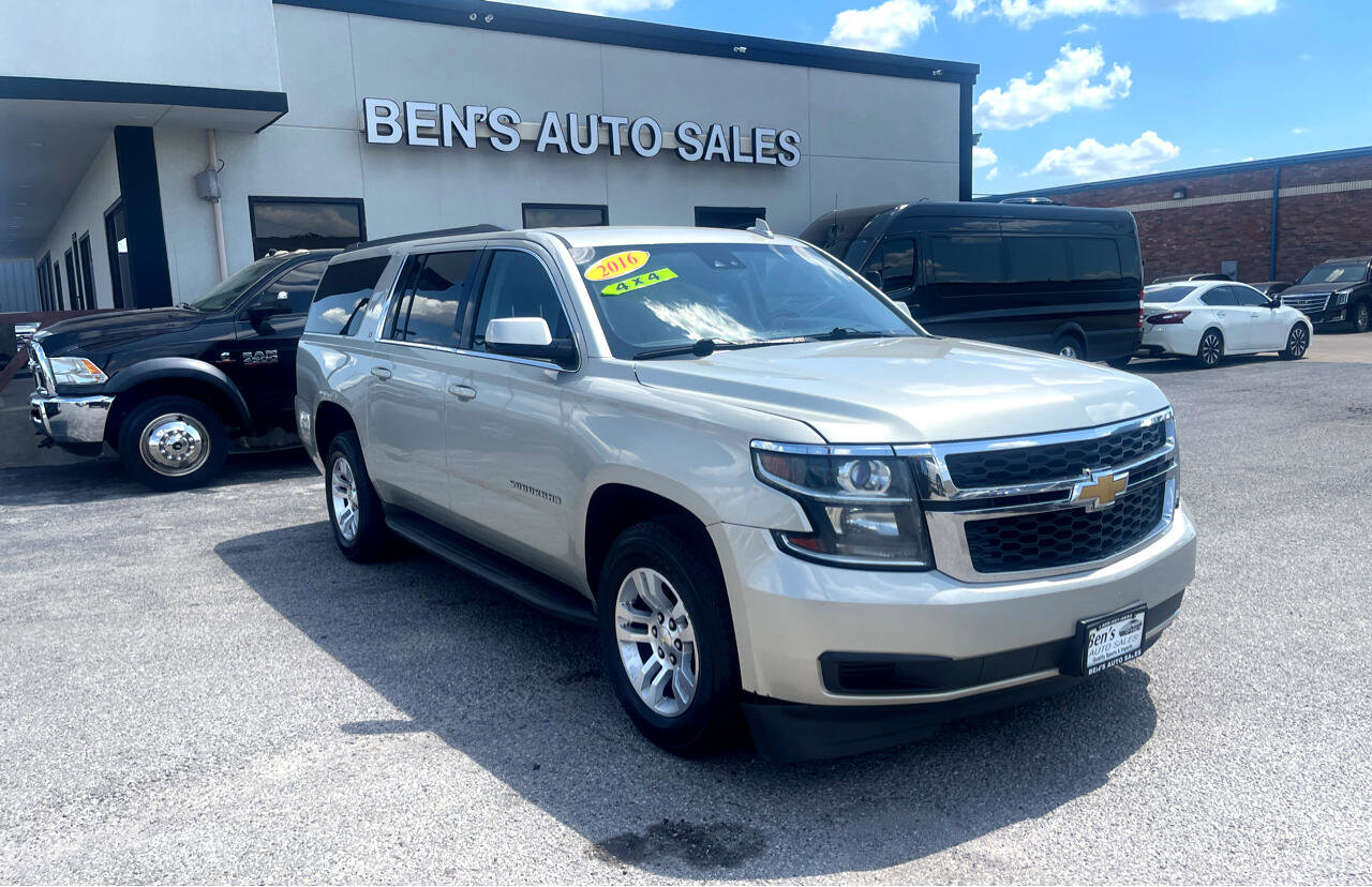 Used 2016 Chevrolet Suburban LT image 4