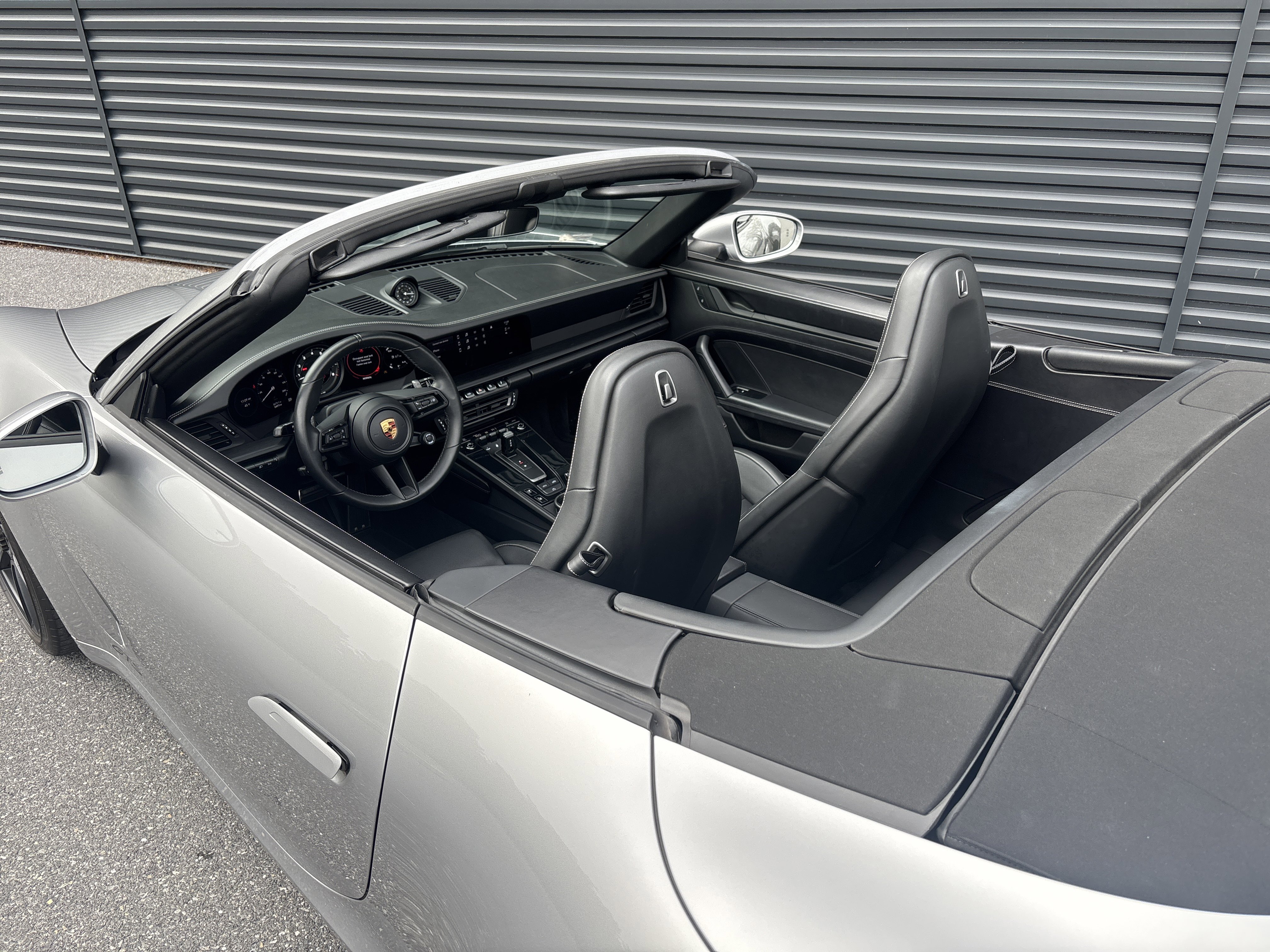 Certified 2022 Porsche 911 Cabriolet image 27