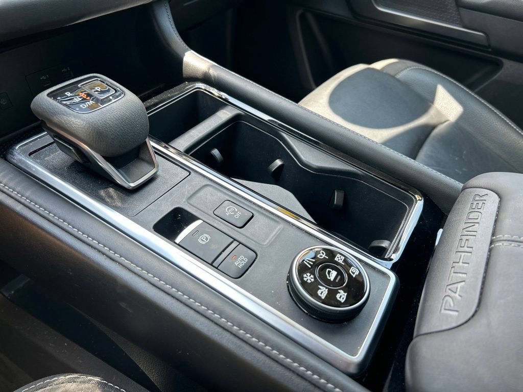 Certified 2024 Nissan Pathfinder SL AWD/4WD image 39