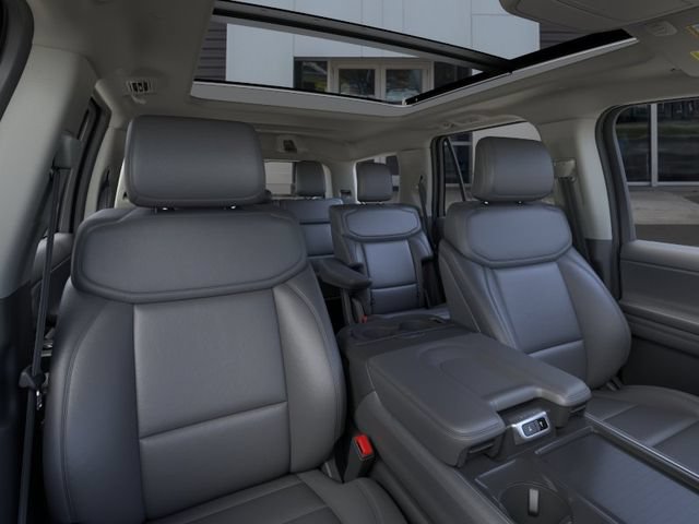 New 2026 Ford Expedition Active RWD image 10