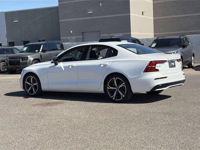 Used 2024 Volvo S60 B5 Core AWD/4WD image 8