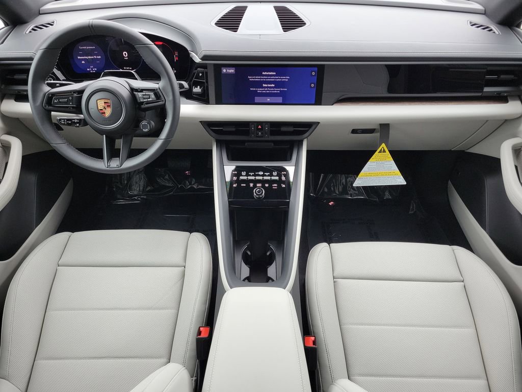 New 2026 Porsche Macan Electric RWD image 20