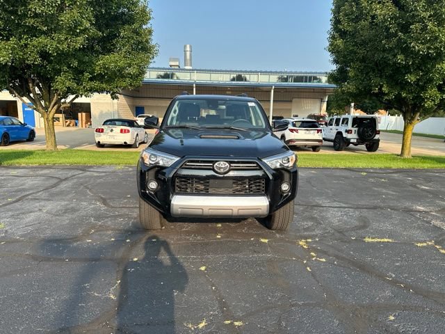 Used 2023 Toyota 4Runner TRD Off-Road Premium w/ Moonroof Package AWD/4WD video 2