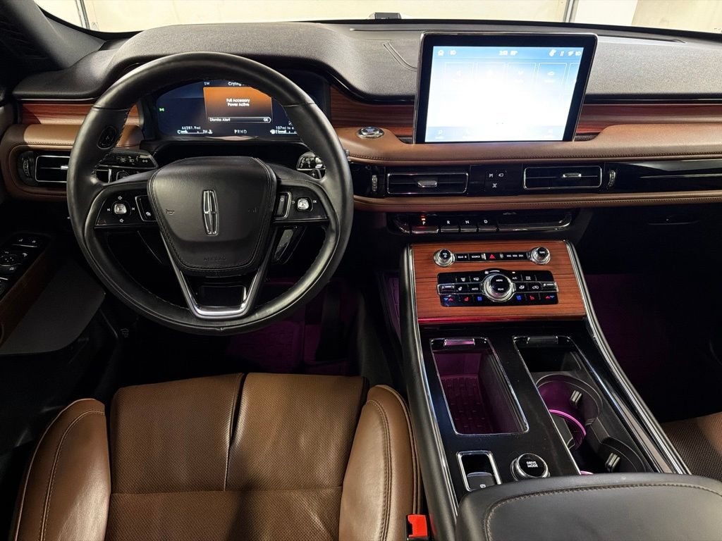 Certified 2023 Lincoln Aviator Reserve w/ Equipment Group 201A AWD/4WD image 8