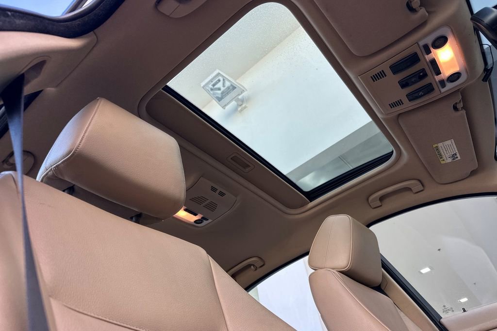 Used 2008 BMW 328i Sedan RWD image 17