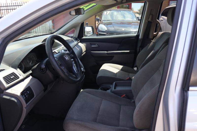 Used 2013 Honda Odyssey EX image 12