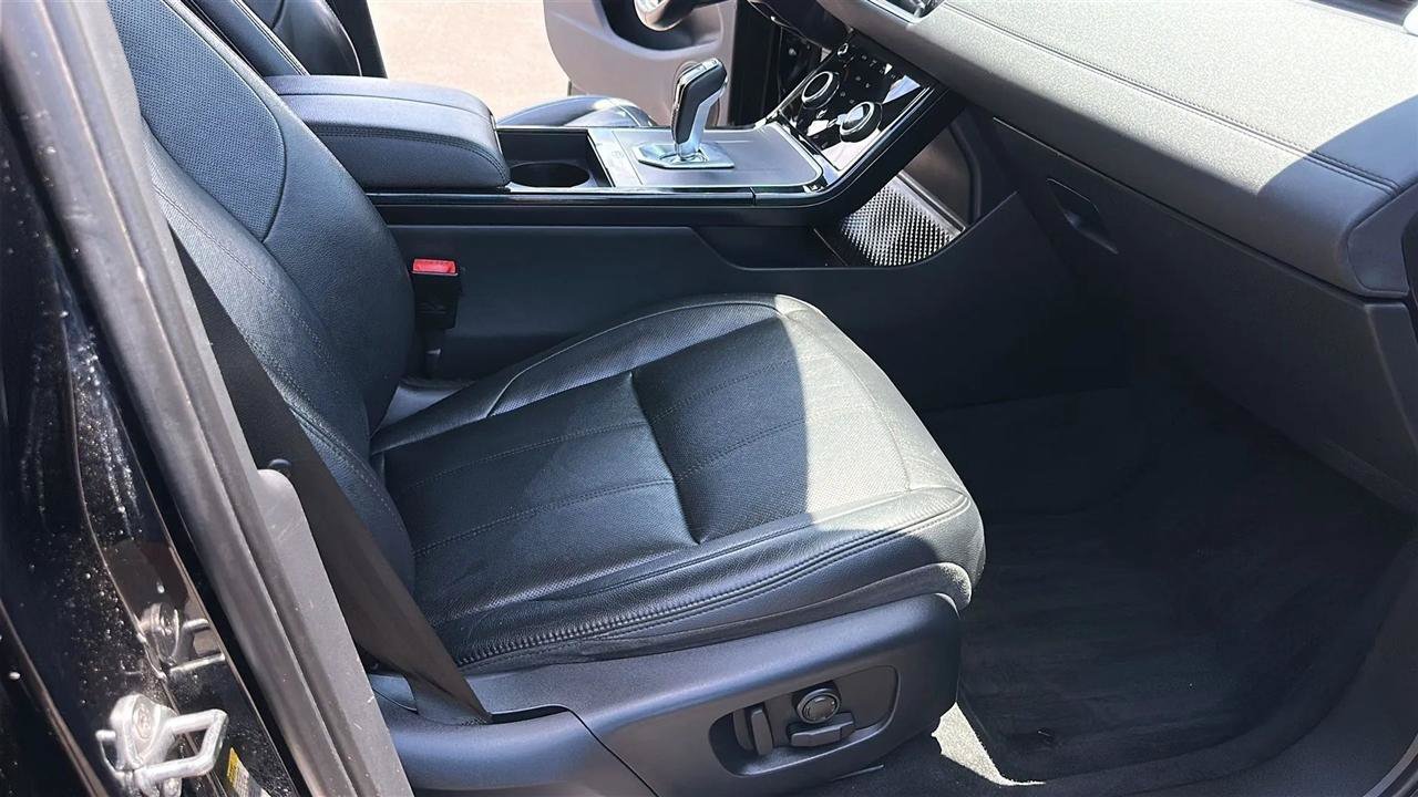 Used 2020 Land Rover Range Rover Evoque S AWD/4WD image 31